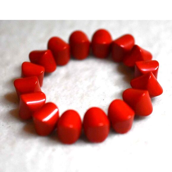 Vintage Lipstick Red Acylic Beaded Stretch Like New Chunky Boho Bracelet - Picture 1 of 2